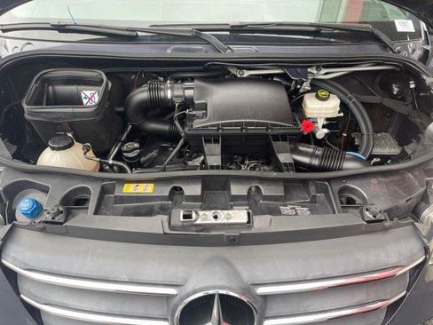 Used 2020 Mercedes-Benz Sprinter 4500 w/ Premium Plus Package image 9