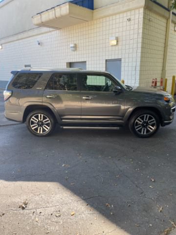 Used 2019 Toyota 4Runner Limited AWD/4WD image 9