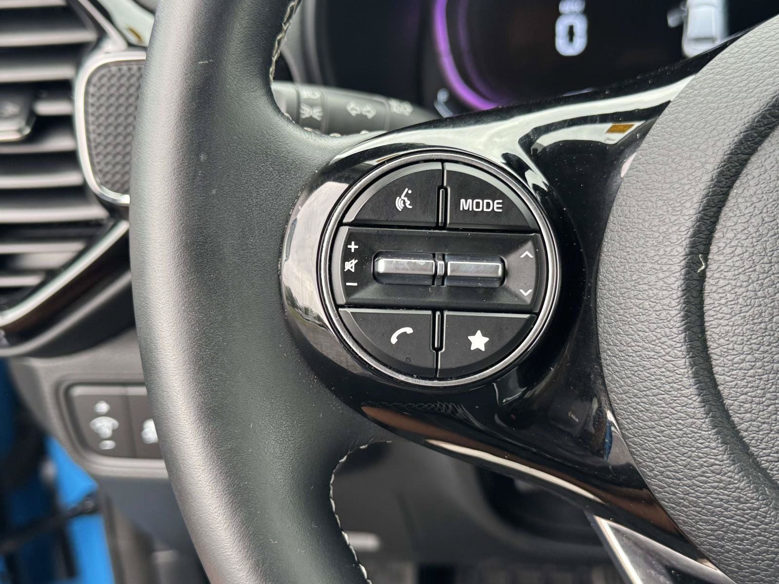 Used 2024 Kia Soul GT-Line FWD image 11