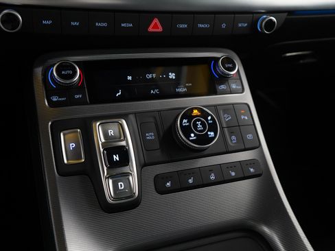 Used 2024 Hyundai Palisade Calligraphy image 26