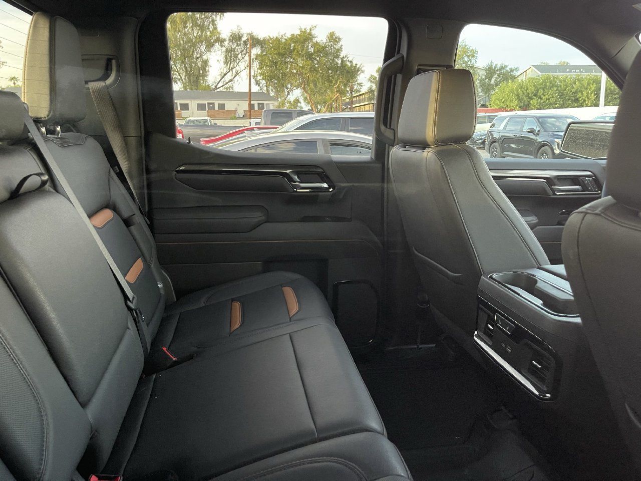 Used 2026 GMC Sierra 1500 AT4 w/ Technology Package AWD/4WD image 8