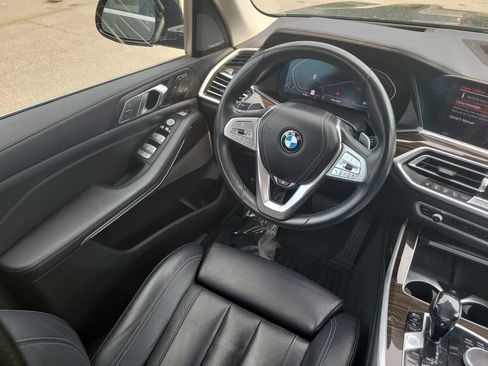 Used 2020 BMW X7 xDrive40i w/ Premium Package AWD/4WD image 21