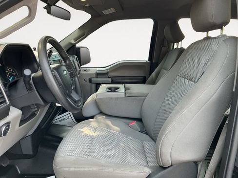 Used 2018 Ford F150 XLT w/ Equipment Group 302A Luxury AWD/4WD image 16