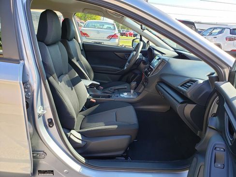 Used 2023 Subaru Impreza 2.0i Premium image 17