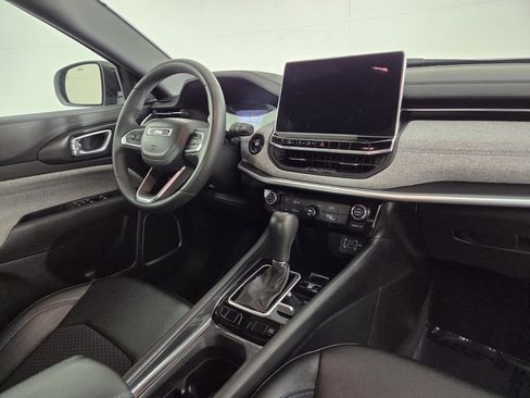Used 2024 Jeep Compass Latitude AWD/4WD image 33