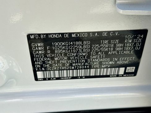 Certified 2025 Honda HR-V Sport image 35