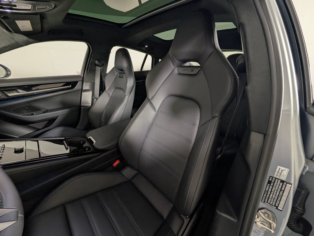 Certified 2026 Porsche Panamera GTS AWD/4WD image 5