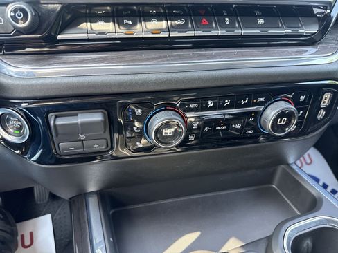 Used 2024 Chevrolet Silverado 1500 LTZ w/ LTZ Premium Package AWD/4WD image 19