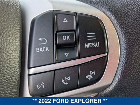 Certified 2022 Ford Explorer XLT image 17