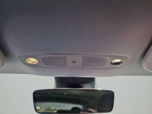 Used 2021 Tesla Model 3 Standard Range Plus image 36