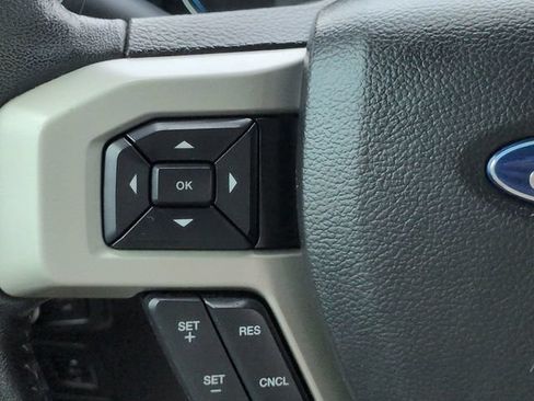 Certified 2018 Ford F150 Lariat AWD/4WD image 23