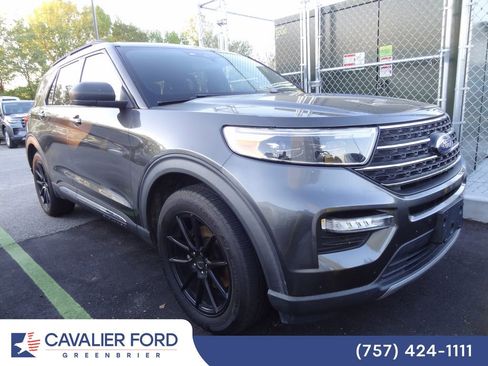 Used 2020 Ford Explorer XLT w/ Equipment Group 202A image 1