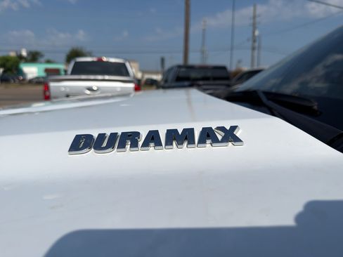 Used 2024 Chevrolet Silverado 1500 LTZ w/ Z71 Off-Road Package AWD/4WD image 13