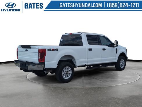 Used 2022 Ford F250 XLT AWD/4WD image 2