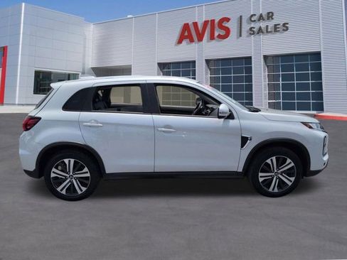 Used 2025 Mitsubishi Outlander Sport SE AWD/4WD image 5