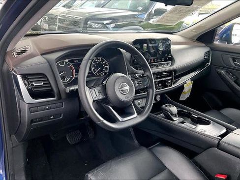 Certified 2023 Nissan Rogue SL w/ SL Premium Package image 16