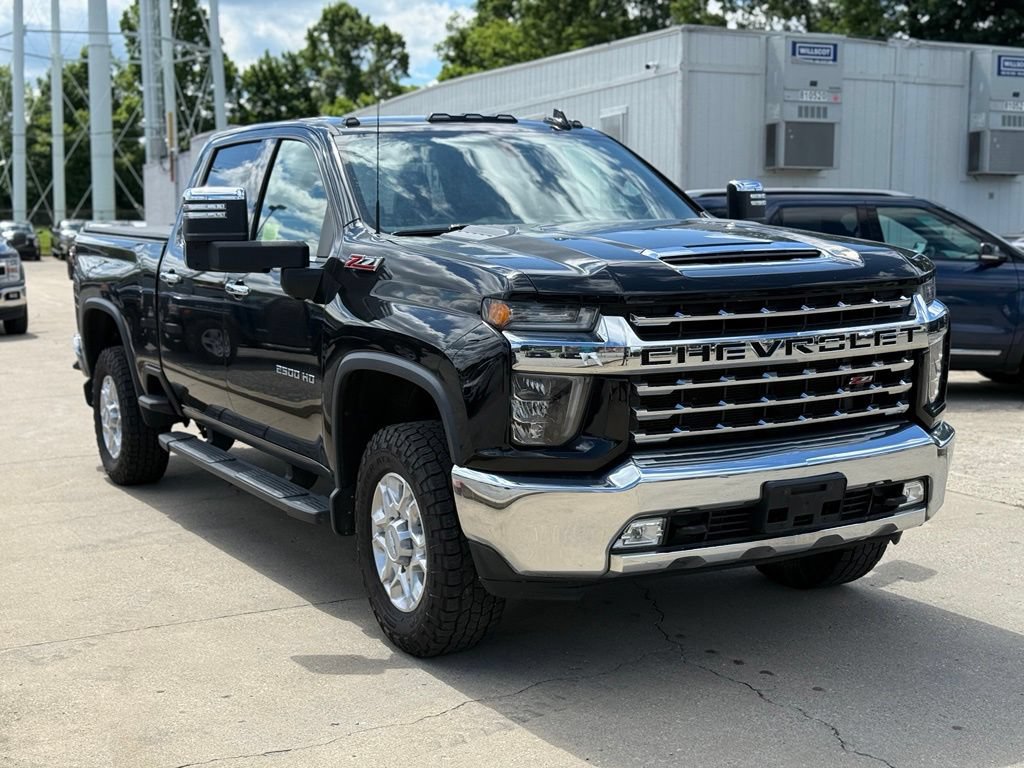 Used 2020 Chevrolet Silverado 2500 LTZ w/ Z71 Off-Road Package AWD/4WD image 4