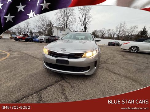 Used 2017 Kia Optima EX FWD image 1