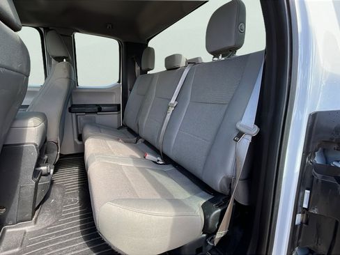 Used 2018 Ford F250 XL w/ Power Equipment Group image 16