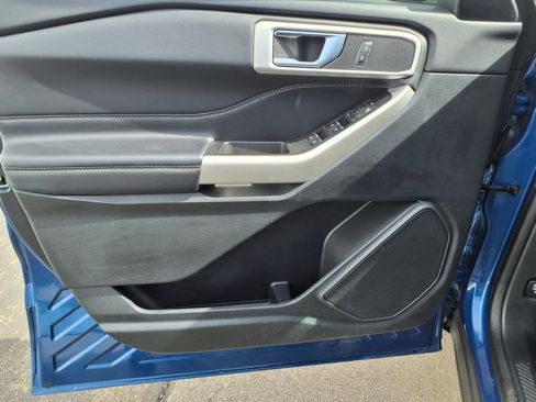 Certified 2022 Ford Explorer XLT w/ Equipment Group 202A image 12