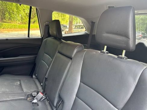 Used 2021 Honda Pilot Special Edition image 12