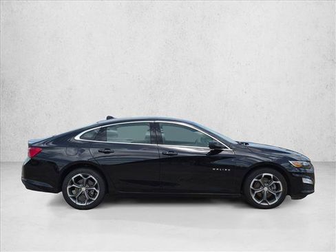 Used 2024 Chevrolet Malibu LT FWD image 4