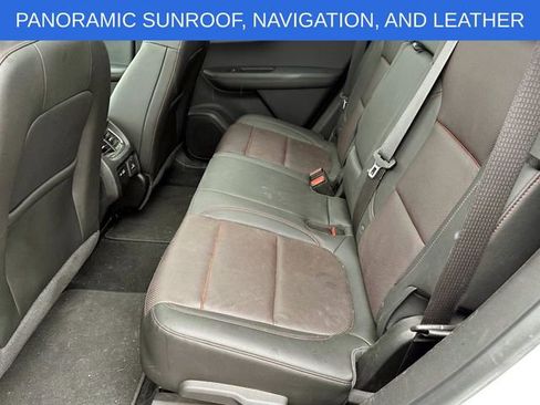 Certified 2019 Chevrolet Blazer RS w/ Sun and Wheels Package image 12