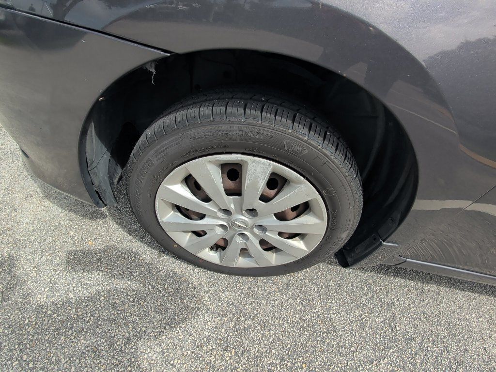 Used 2014 Nissan Sentra SV FWD image 8