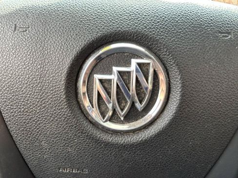 Used 2009 Buick Enclave CXL AWD/4WD image 22