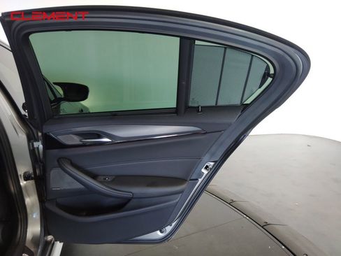 Used 2020 BMW M5 w/ Executive Package image 37