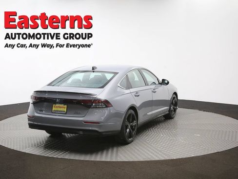 Used 2023 Honda Accord Sport image 40