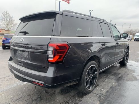 Used 2023 Ford Expedition Max Limited image 3