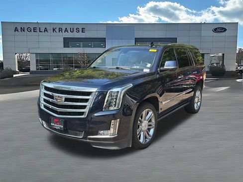 Used 2020 Cadillac Escalade Premium Luxury AWD/4WD image 3