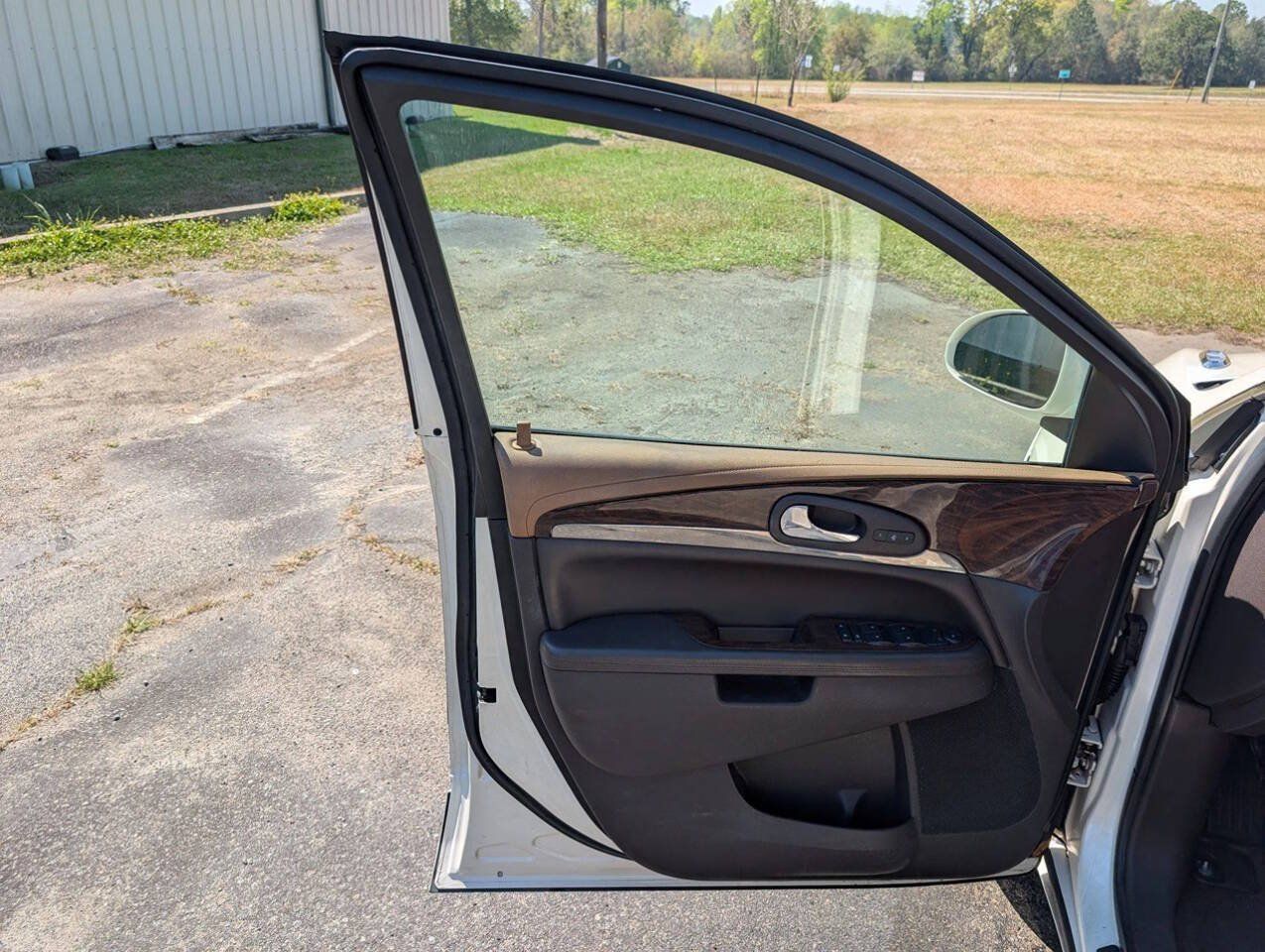 Used 2015 Buick Enclave Leather FWD image 21