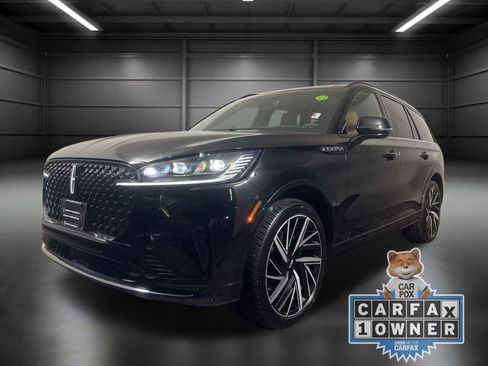 Certified 2025 Lincoln Aviator Black Label w/ Jet Appearance Package image 5