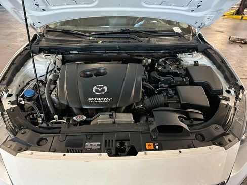 Used 2014 MAZDA MAZDA3 s Grand Touring FWD image 34