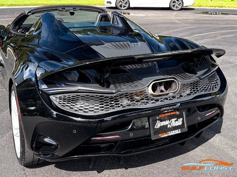 Used 2024 McLaren 750S Spider RWD image 46