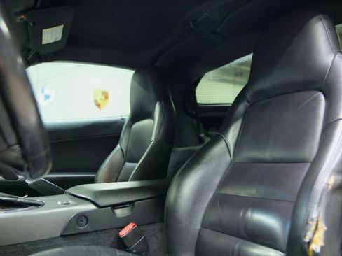 Used 2006 Chevrolet Corvette Coupe 2D image 25