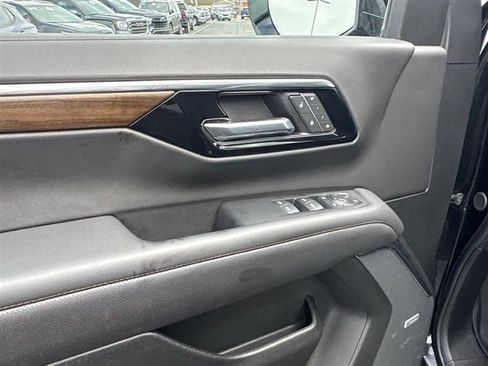 Certified 2025 Chevrolet Tahoe High Country image 24