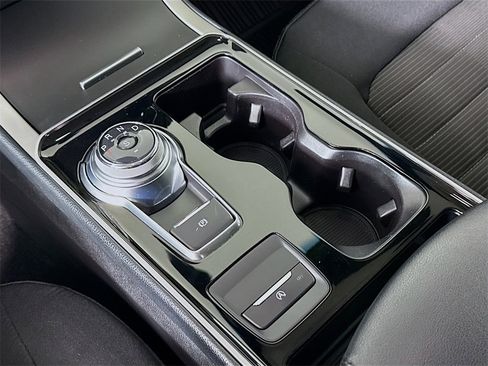 Used 2019 Ford Edge SEL image 10