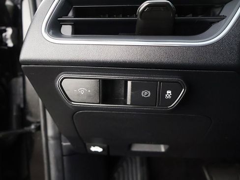 Used 2025 Kia K4 EX image 34