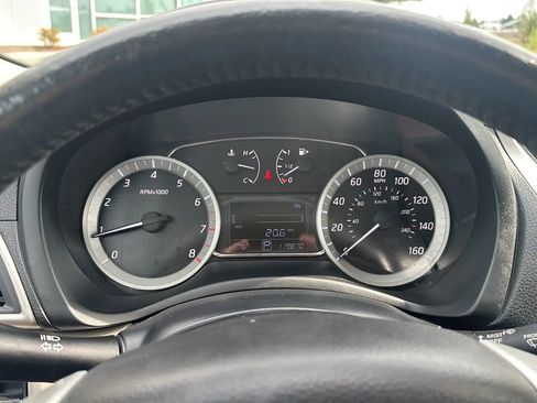 Used 2015 Nissan Sentra SV image 31