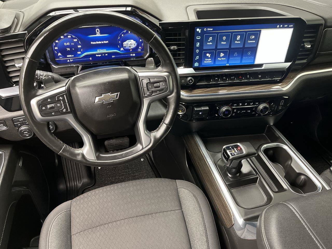 Certified 2024 Chevrolet Silverado 1500 RST w/ Redline Edition AWD/4WD image 19