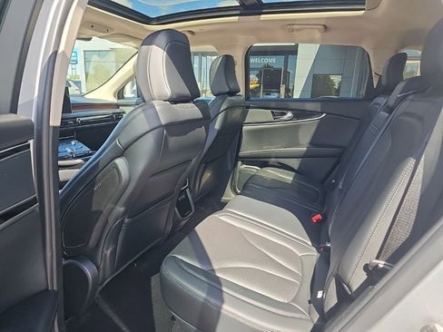 Used 2023 Lincoln Nautilus Reserve AWD/4WD image 14