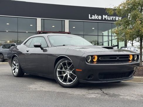 Used 2022 Dodge Challenger GT image 1