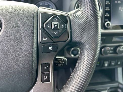 Used 2021 Toyota Tacoma TRD Sport w/ Technology Package image 33