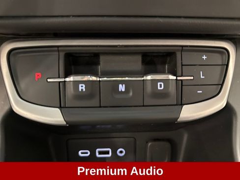 Used 2023 GMC Terrain SLE w/ Driver Convenience Package AWD/4WD image 15
