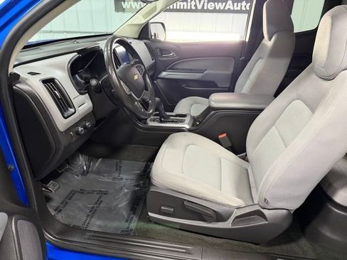 Used 2018 Chevrolet Colorado LT AWD/4WD image 10