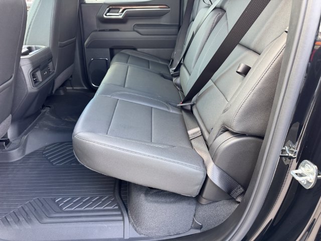 Used 2026 Chevrolet Silverado 1500 RST AWD/4WD image 16