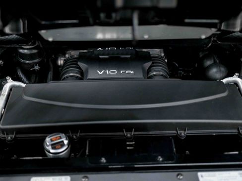 Used 2011 Audi R8 V10 AWD/4WD image 61